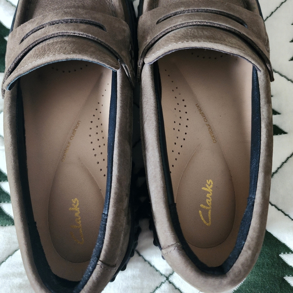 Clarks Dark Brown Leather Loafers - Picture 6 of 8
